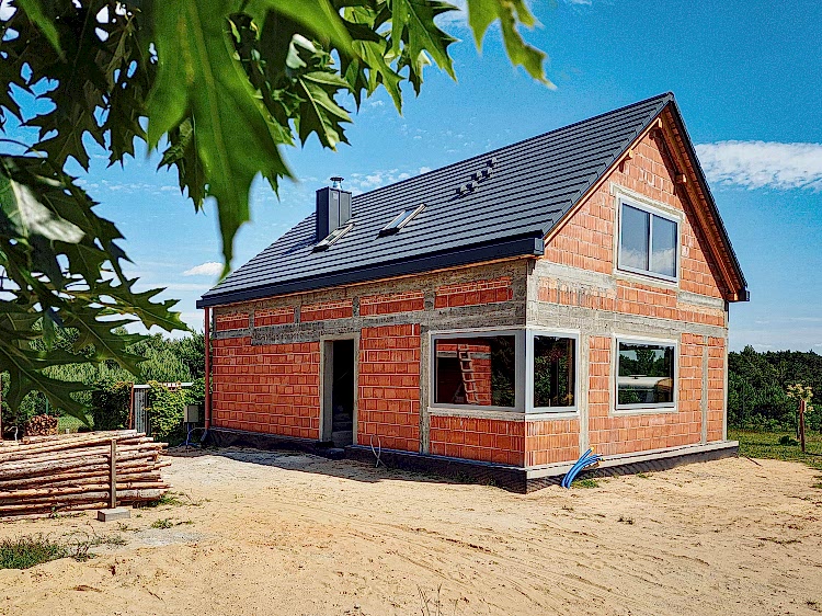 Budowa domu jednorodzinnego nad Zalewem Sulejowskim - kolejny etap